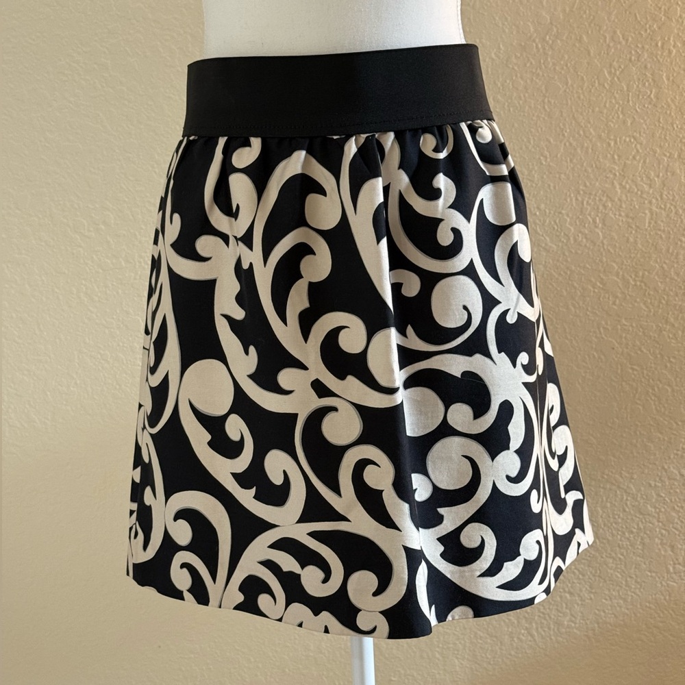 LOFT Black & White Skirt